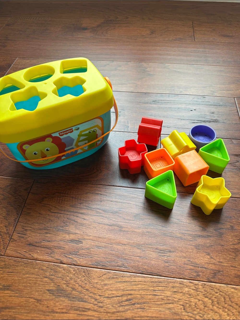 Fisher-Price multicolor Shape Sorter Bucket